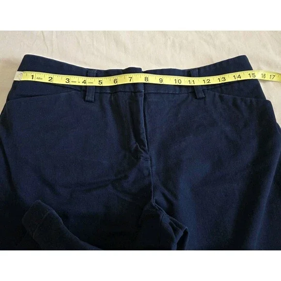 Jones New York Women's Shorts Size 8P Stretch, Navy, Hook, Eye & Button Closure - Picture 4 of 10